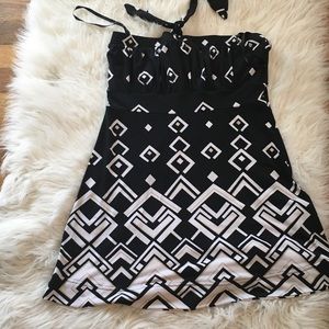 White House Black Market Womens top size small